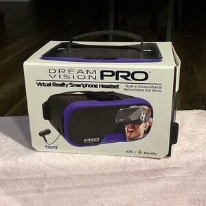 Tzumi Dream Vision Pro Smartphone VR Headset - Black and Purple